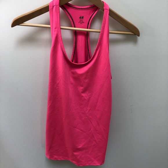 Sport top - Picture 1 of 3